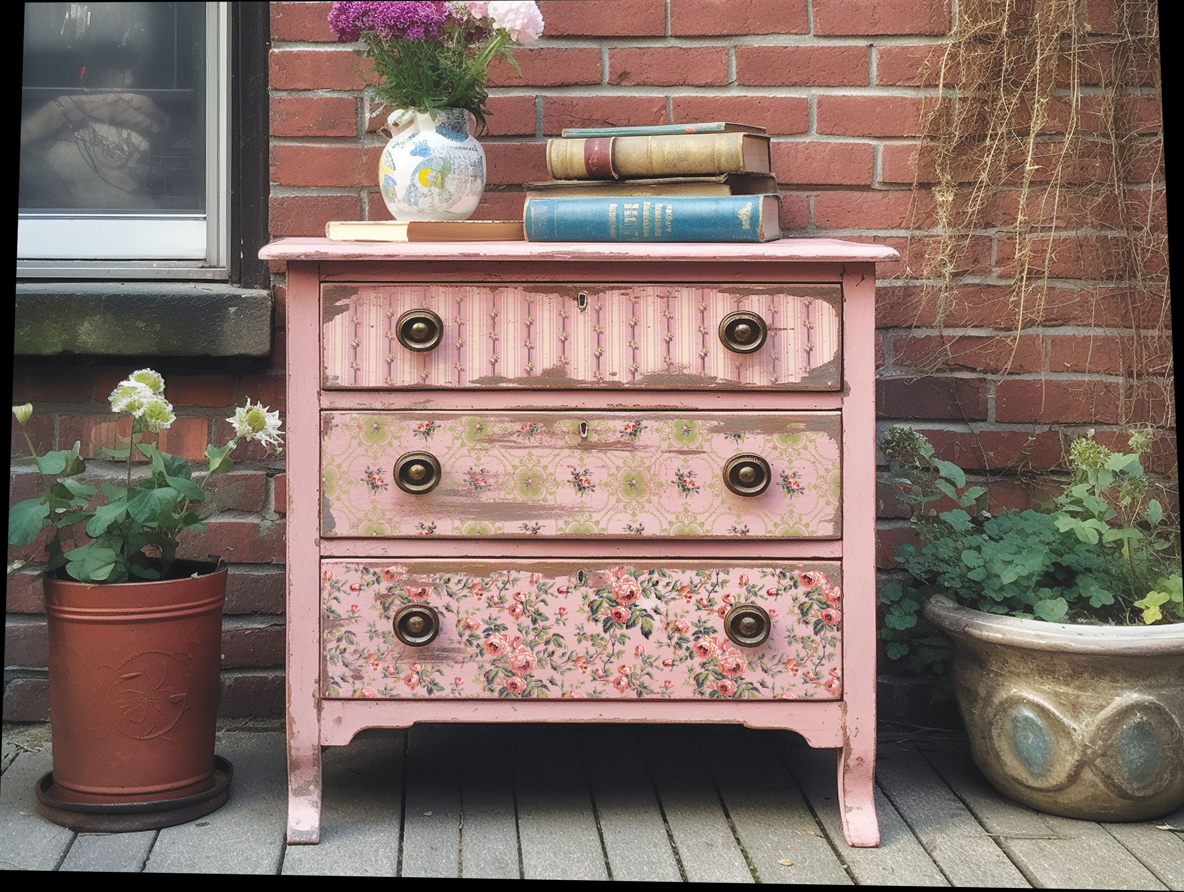 IOD Paint Inlay - Lattice Rose