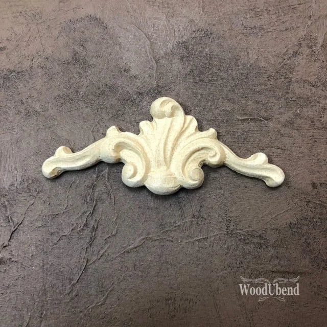 Woodubend Pediment #1660